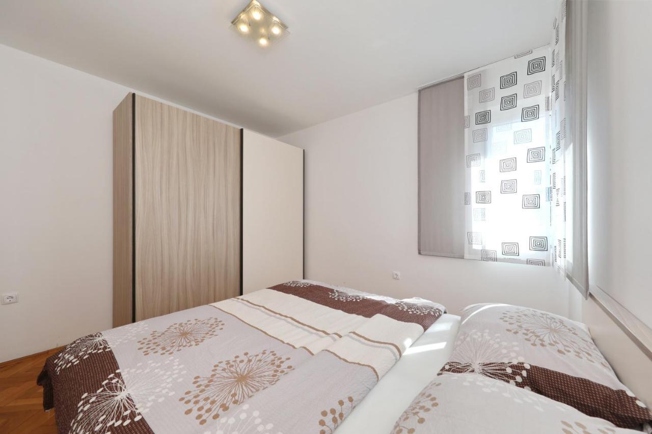 Apartment Dora 普莱克 外观 照片